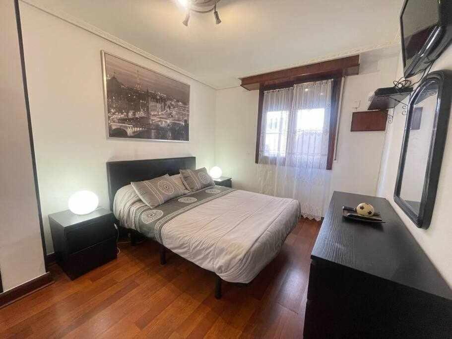Goiz Etxea Acogedor Piso En La Parte Antigua Apartment Бермео Екстериор снимка