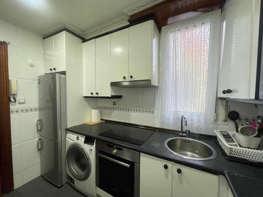Goiz Etxea Acogedor Piso En La Parte Antigua Apartment Бермео Екстериор снимка